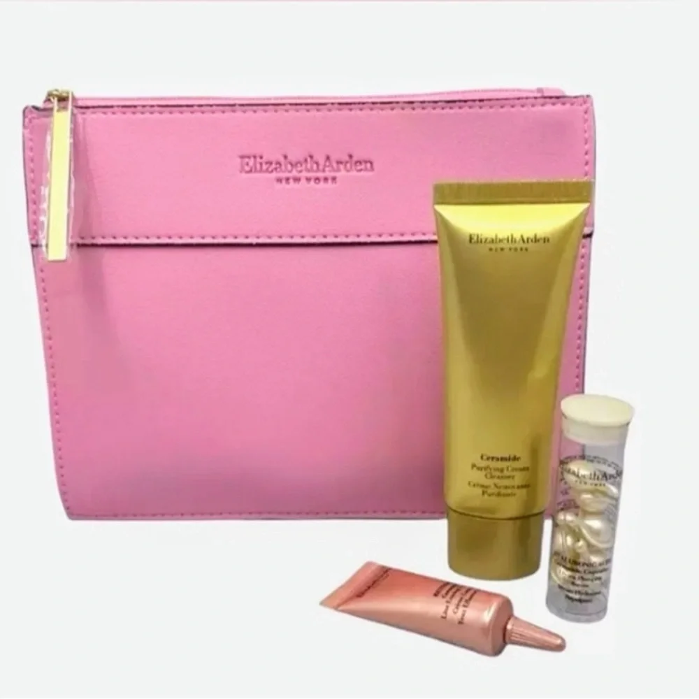 Elizabeth Arden Pink Cosmetic Bag Set